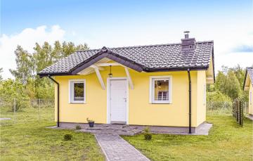 Beautiful home in Dabki with 2 Bedrooms, WiFi and Outdoor swimming pool