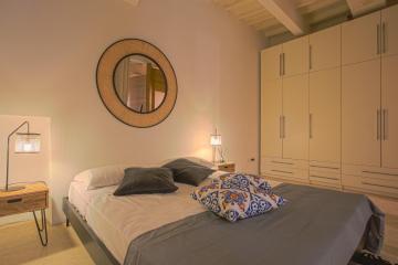 SantoSpirito Little Gem-Hosted by Sweetstay