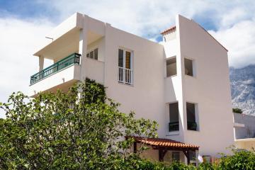 Apartments by the sea Promajna, Makarska - 2642