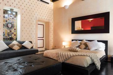 71ViadelCorso Luxury Home in Rome