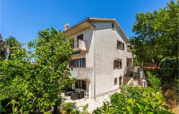 Nice apartment in Omisalj with 2 Bedrooms and WiFi