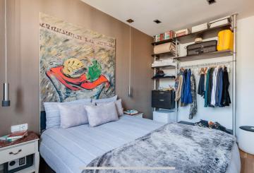 Elegant cozy central room in Barcelona