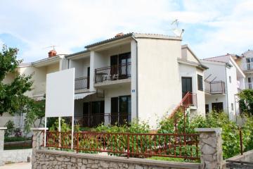 Apartments with a parking space Brodarica, Sibenik - 6313