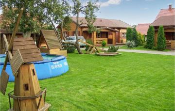 Awesome home in Mscice with 3 Bedrooms
