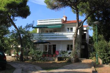 Apartments with a parking space Rovinj - 7145