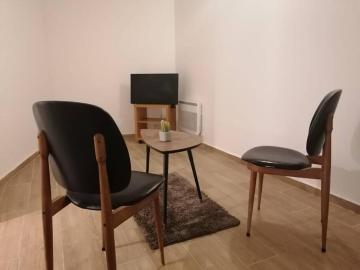 Superbe logement(B) avec Parking Gratuit sur place