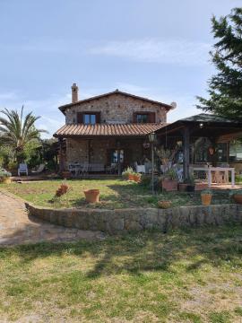 Casale Paradiso Arte e mare, villa vista mare con piscina