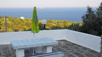 Villetta vista mare mozzafiato immersa nella natura Salento1