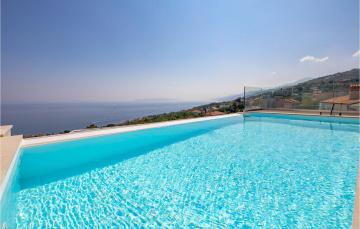 Stunning home in Pobri with Outdoor swimming pool and 4 Bedrooms
