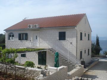 Apartments by the sea Sutivan, Brac - 15275