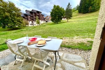 Superb studio terrace ski in Montchavin