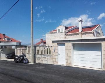 Apartments and rooms with parking space Dubrovnik - 18161
