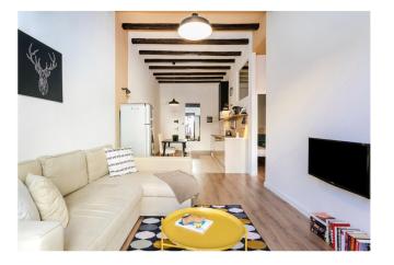 Lovely design 4bed close to Sagrada Familia