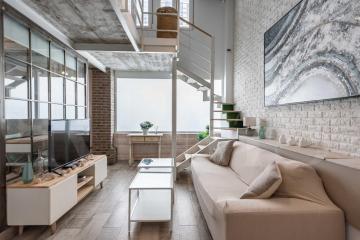 Bright duplex loft next to the city center