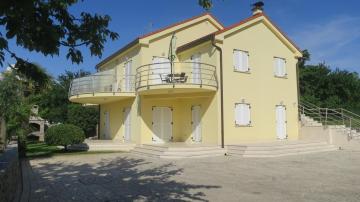 Apartments with a parking space Kremenici, Krk - 19297
