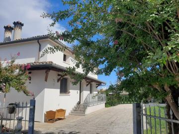 Locazione Turistica El Sghirlo