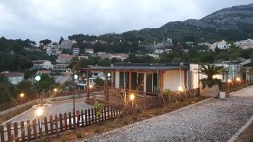 Mobile homes Cizmic with private jacuzzi