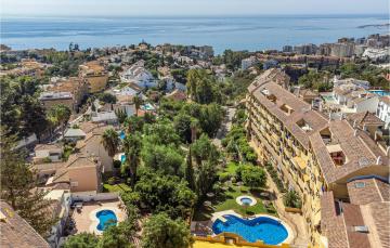 Nice apartment in Fuengirola with Outdoor swimming pool and 1 Bedrooms