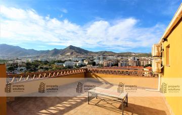 Ático Deluxe. Gran terraza con vistas panorámicas. Piscina de temporada. PARKING GRATIS.