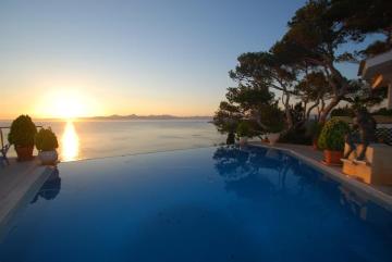 Villa los Cipreses en Bahía Grande