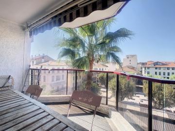 Cannes : à 5 min de la plage - 2P avec coin nuit