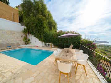 Beautiful villa in Moraira with private pool