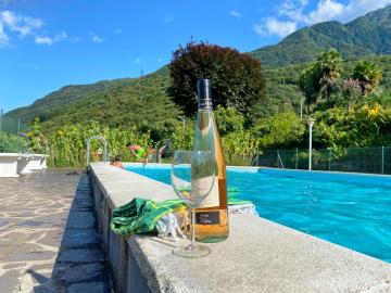 Sole 4 Garten Ferienwohnung mit Pool EG