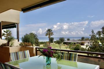 Apartamento Primera Linea Urb Playa Grande