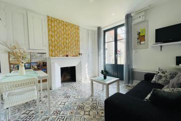 Charming apartment in the center of a small wine village