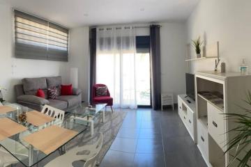 Excelente piso con aparcamiento privado