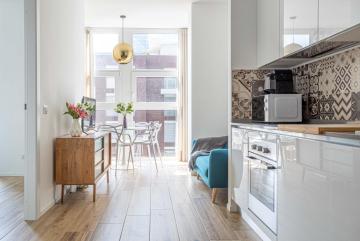 Sunlit 1 Bedroom Apt in Porta Nuova
