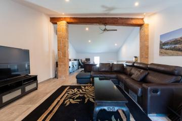 Cuatro apartamentos exclusivos para 12 Pax