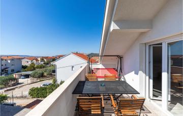 Beautiful apartment in Kastel Stari with 2 Bedrooms and WiFi