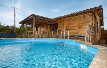 Stunning home in VENTISERI with Outdoor swimming pool, 2 Bedrooms and WiFi