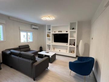 Cozy beach side 2bd apartment, 150m to the beach