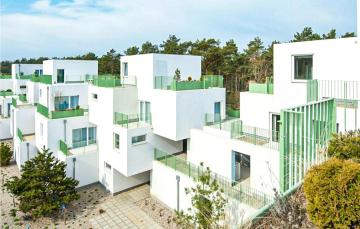 Beautiful apartment in Pogorzelica with 1 Bedrooms
