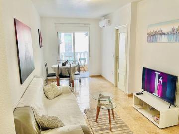 charming apartment,climatisation,wifi,centre, pool,plage
