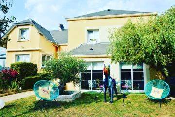 Le jardin des oliviers & Spa, le calme de la campagne, la forêt et l'évasion à deux pas !