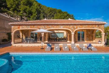 Villa Noa - PlusHolidays