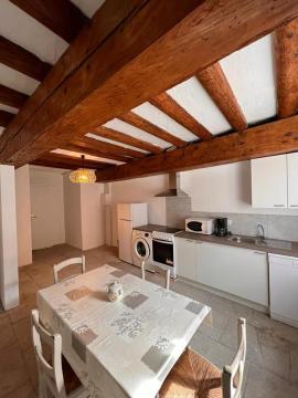 Appartement de charme rénové dans immeuble ancien