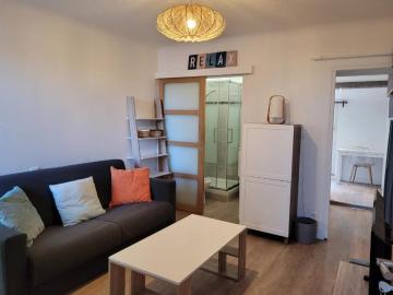 Studio Avignon place des corps saints