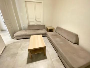 Queen Victoria Neoclassic 2bedroom 2bathrooms apar