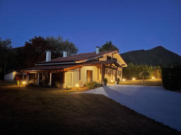 Ozollo Bekoa - Casa con piscina en el corazón de Urdaibai.