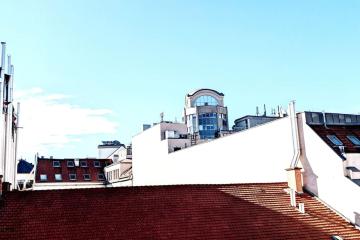 MODERN 2 Bedrooms Condo in heart of DOWNTOWN BUDAPEST, BALCONY