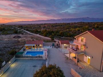 Impressive villa Fenix, salt water pool, wine cellar, football, basketball court