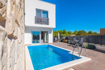 Katrya luxury villa