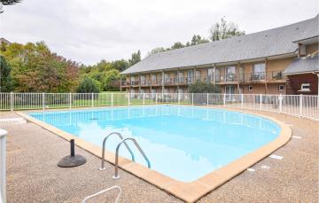 Amazing Apartment In Equemauville With Outdoor Swimming Pool, Heated Swimming Pool And 1 Bedrooms