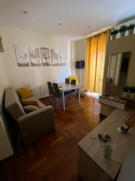 Octavia Apartments