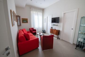 Via Cardinale de Luca 10