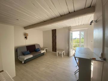Studio 2 personnes vue marais salant parking et terrasse proche commodité